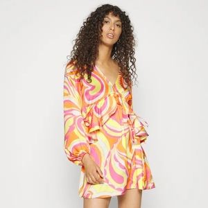 NWOT Swirl Mini Dress
